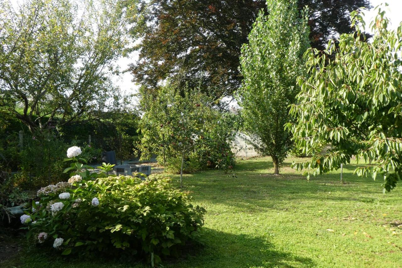 Les2 Cerisiers Daire Pontorson Dış mekan fotoğraf